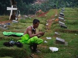 Insentif Penggali Kubur Tertunda, Kritik ke Anies Mengemuka