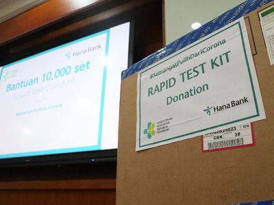 Donasi 10 Ribu Unit Rapid Test ke Kemenkes