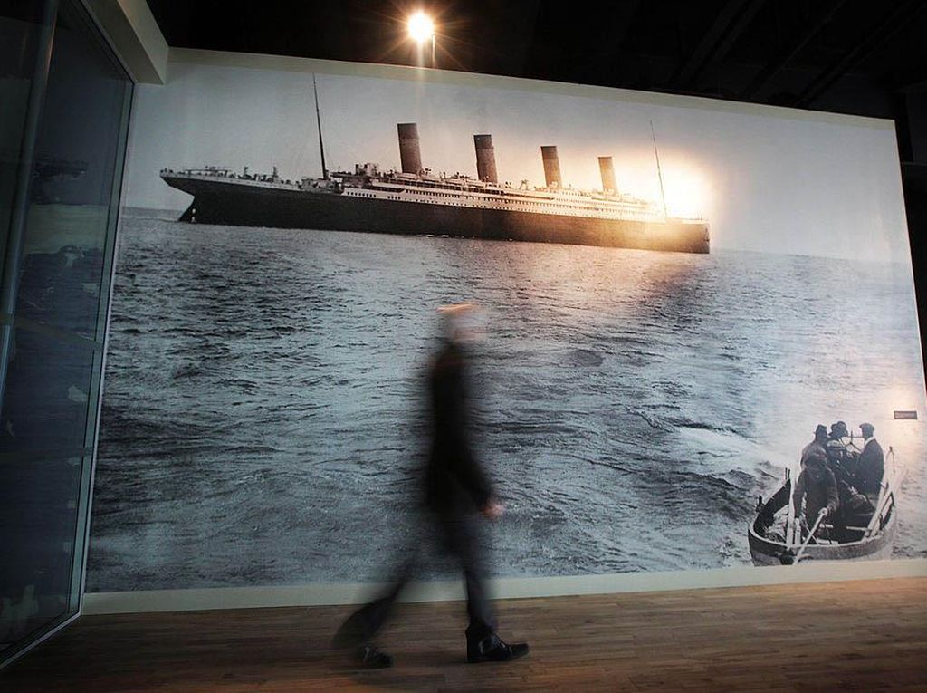 Melihat Diorama Sejarah Kapal Titanic di Irlandia Melihat Diorama Sejarah Kapal Titanic di Irlandia