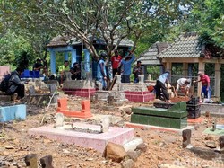 Keluarga Kandung Minta Jenazah Didi Kempot Dimakamkan di Samping Ibunya