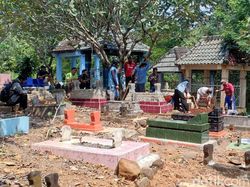 Keluarga Kandung Minta Jenazah Didi Kempot Dimakamkan di Samping Ibunya Keluarga Kandung Minta Jenazah Didi Kempot Dimakamkan di Samping Ibunya