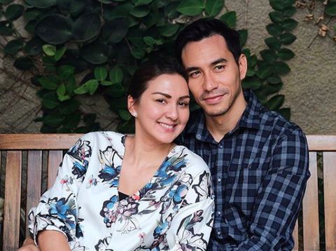 Donna Agnesia dan Darius Sinathrya