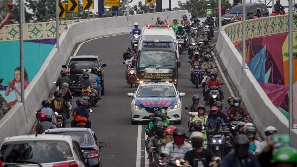 Potret Iring-iringan Ambulans Jenazah Didi Kempot