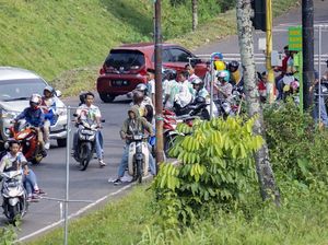 Kenapa Orang Indonesia Suka Konvoi yang Rugikan Orang Lain: Sunmori sampai Antar Jenazah Kenapa Orang Indonesia Suka Konvoi yang Rugikan Orang Lain: Sunmori sampai Antar Jenazah