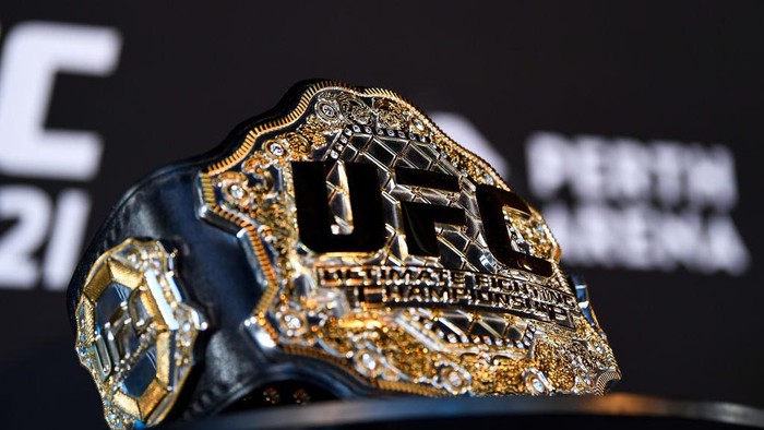 UFC 273: Pertaruhan Dua Sabuk Juara & Pembuktian Khamzat Chimaev (Getty Images) UFC 273: Pertaruhan Dua Sabuk Juara & Pembuktian Khamzat Chimaev (Getty Images)