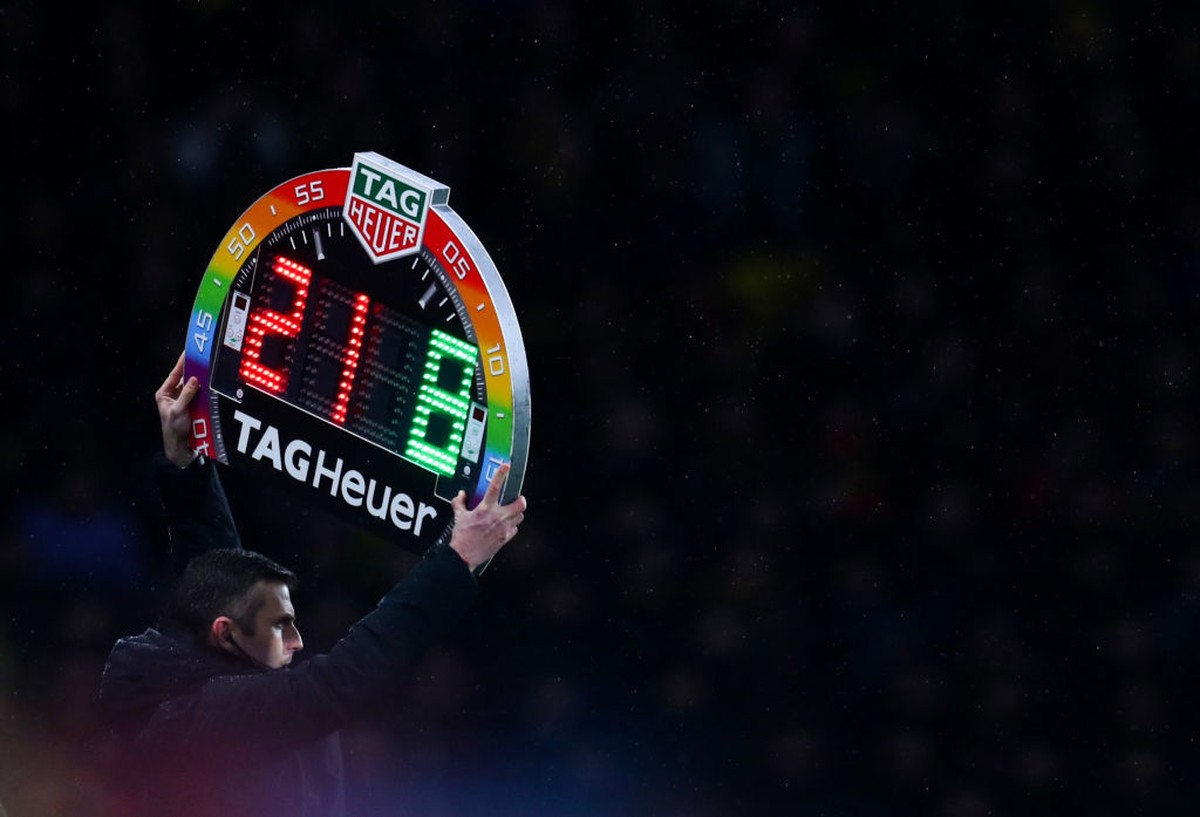 FIFA Dilaporkan Setuju Aturan Pergantian 5 Pemain (Getty Images/Catherine Ivill)