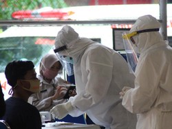 8 Pemuda Aceh Ikut Rapid Test Corona Usai Dipergoki Warga Tiduran di Mobil