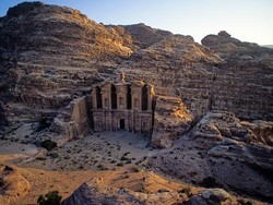 Yordania Buka Pintu untuk 22 Negara