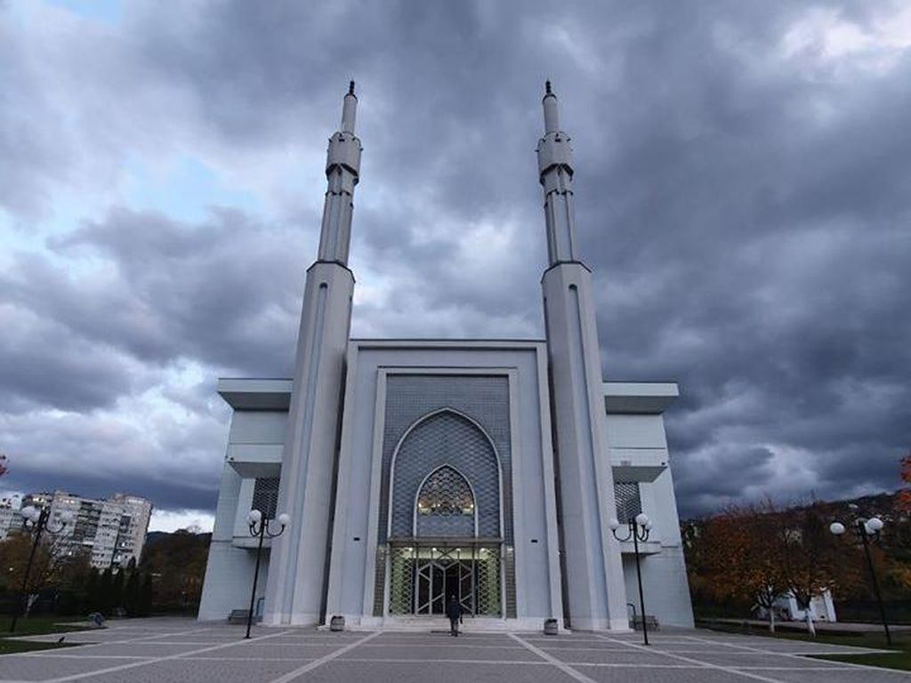 Potret Masjid Istiqlal dari Bosnia Potret Masjid Istiqlal dari Bosnia