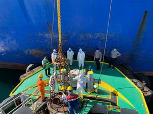 Total 15 ABK Tanker yang Sandar di Pelabuhan Muntok Positif Corona Total 15 ABK Tanker yang Sandar di Pelabuhan Muntok Positif Corona