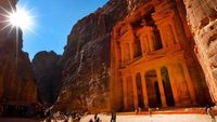Keajaiban Petra, Kota Kuno yang Dipahat dari Batu di Yordania