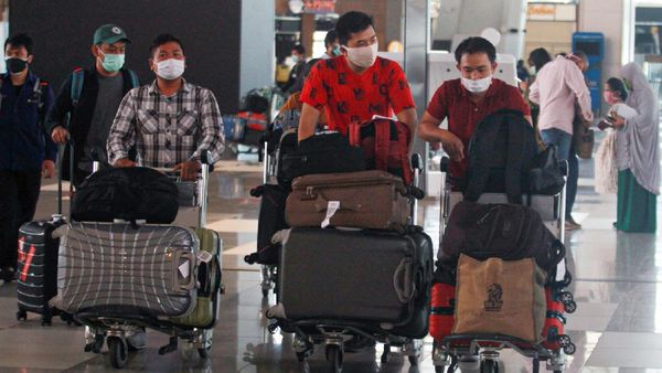 Penerbangan Domestik Kembali Dibuka