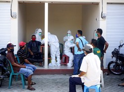 Ada yang Positif Corona, Pedagang 2 Pasar di Surabaya Di-Rapid Test