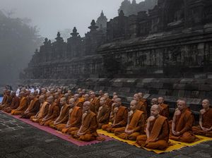 3 Peristiwa Penting dalam Perayaan Hari Waisak 3 Peristiwa Penting dalam Perayaan Hari Waisak