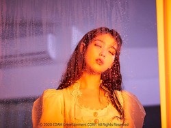 IU Unggah Vlog Konser Love Poem Jakarta, Jak-Aena Pasti Kangen!