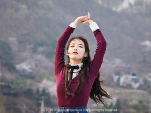 Jadi Fans IU, Daniel Hermansyah Rela Borong Album hingga Puluhan Juta Jadi Fans IU, Daniel Hermansyah Rela Borong Album hingga Puluhan Juta