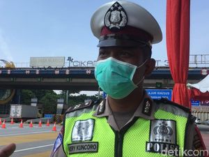 Cerita Aiptu Hery Berbuka dengan Keluarga via Video karena Tugas Sekat Mudik