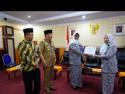 Cegah Corona, Pemprov Bengkulu Salurkan 1500 APD untuk Bidan