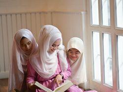 25 Ucapan Hari Ibu Islami, Penuh Doa dan Makna