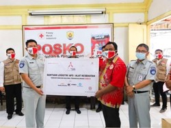 Jasa Raharja Bareng Askrindo-Kimia Farma Salurkan APD ke PMI Grobogan