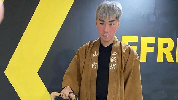Deretan Gaya Nyentrik Roy Kiyoshi Sebelum Ditangkap karena Narkoba