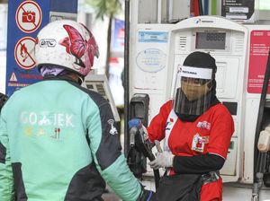 Orang Miskin Baru Bakal Banjiri RI, Turunkan Harga BBM!