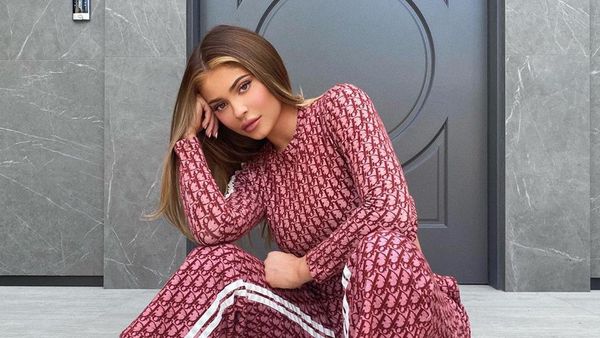 10 Artis dengan Tarif Termahal untuk Posting di Instagram, Ada yang Rp 14,4 M