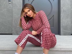 Hari Ibu, Kylie Jenner Beri Kado Tas Rp 246 Juta untuk 3 Saudarinya