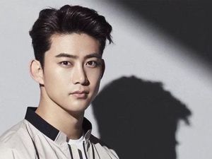 Pengalaman Seram Taecyeon 2PM, Hotel Disatroni Fans saat Tidur Tanpa Busana Pengalaman Seram Taecyeon 2PM, Hotel Disatroni Fans saat Tidur Tanpa Busana