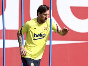 Messi Siap Main Lawan Mallorca, Suarez Belum Bisa Tampil Penuh