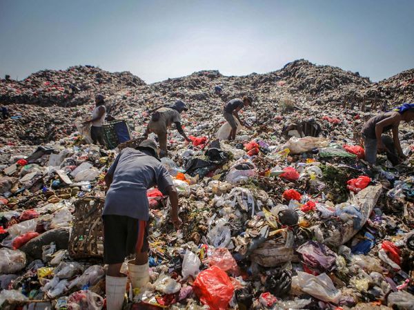 Volume Sampah Meningkat saat PSBB di Kota Tangerang