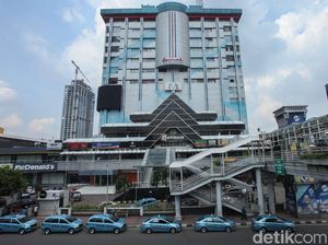 Sarinah Minta McDonalds hingga KFC Tutup, Permanen? Sarinah Minta McDonalds hingga KFC Tutup, Permanen?