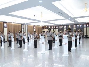 Polri: Irjen Supratman Tahu Positif Corona Sehari Usai Ikut Sertijab di Mabes Polri: Irjen Supratman Tahu Positif Corona Sehari Usai Ikut Sertijab di Mabes