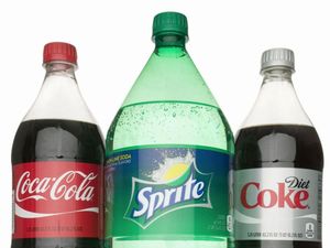 Fun Fact: Ini Alasan Botol Minuman Soda Punya Tonjolan Kaki di Bawahnya Fun Fact: Ini Alasan Botol Minuman Soda Punya Tonjolan Kaki di Bawahnya