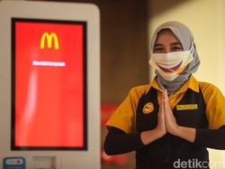 Tenaga Kesehatan dan Driver Ojol Ikut Rayakan National Breakfast Day