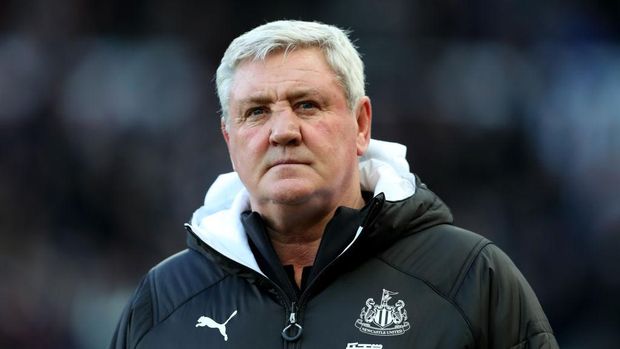 NEWCASTLE UPON TYNE, ENGLAND - FEBRUARY 29: Steve Bruce, Manager of Newcastle United looks on prior to the Premier League match between Newcastle United and Burnley FC at St. James Park on February 29, 2020 in Newcastle upon Tyne, United Kingdom. (Photo by Alex Livesey/Getty Images)