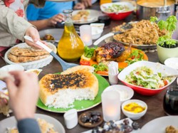 Bulan Puasa Sebentar Lagi, Kini Sudah Boleh Bukber di Restoran