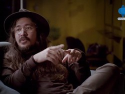 Ello Beberkan Dirinya Belajar Arti Cinta Kasih dari Kedua Orang Tua