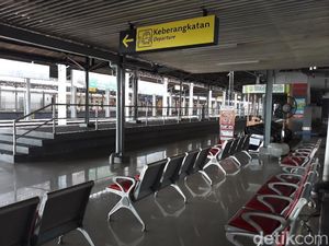 Potret Lengangnya Stasiun Balapan Solo