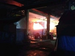 35 Kios Pasar Porda Juwana Pati Ludes Terbakar