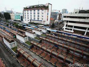 Giliran Terminal Blok M yang Ikutan Sepi