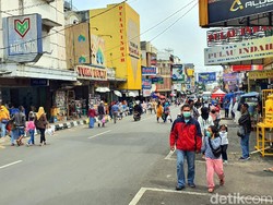 PSBB Sukabumi,  369 Kendaraan di Putar Balik-1.806 Kerumunan Dibubarkan