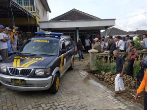 Heboh Suami Gergaji Istri di Malang Gegara Cemburu Lalu Tewas Bunuh Diri Heboh Suami Gergaji Istri di Malang Gegara Cemburu Lalu Tewas Bunuh Diri