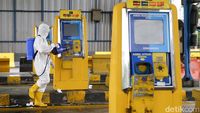Disinfeksi Corona di Gerbang Tol Cengkareng