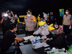 Ratusan Warga Sidoarjo Kembali Terjaring Razia Keluar Malam Saat PSBB, 3 Reaktif