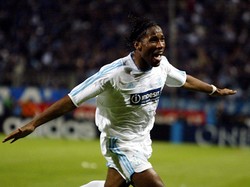 Striker Terbaik Ligue 1: Bukan Ibra, Mbappe, atau Neymar, tapi Drogba