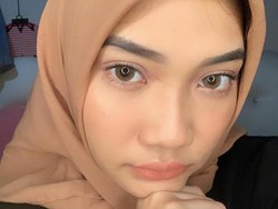 Kisah Mualaf Selebgram Cindy Caroline