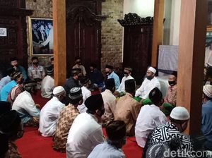 Doa Bersama 7 Hari Meninggalnya Didi Kempot Diikuti Tetangga dan Sobat Ambyar
