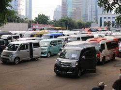 Travel Gelap Cuma Ditilang Rp 500 Ribu, Kalau Diulang Harus Lebih Berat Biar Kapok
