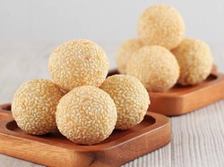 Manis Legit! 7 Kue dan Jajan Pasar Ini Populer Jadi Sajian Imlek